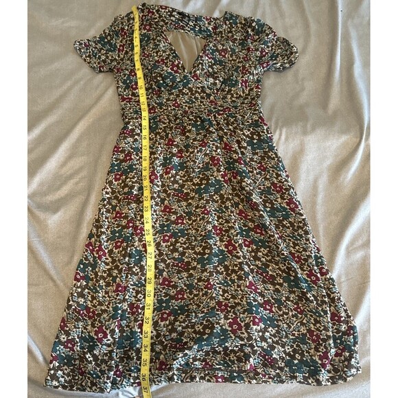 H&M Women’s Dark FLORAL Short Sleeve Lined Knee Length Polyester Dress Sz 4 - Picture 11 of 11